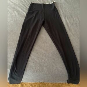 2 pair of Offline by aerie OG high waisted legging size Medium * Long
New/w tag